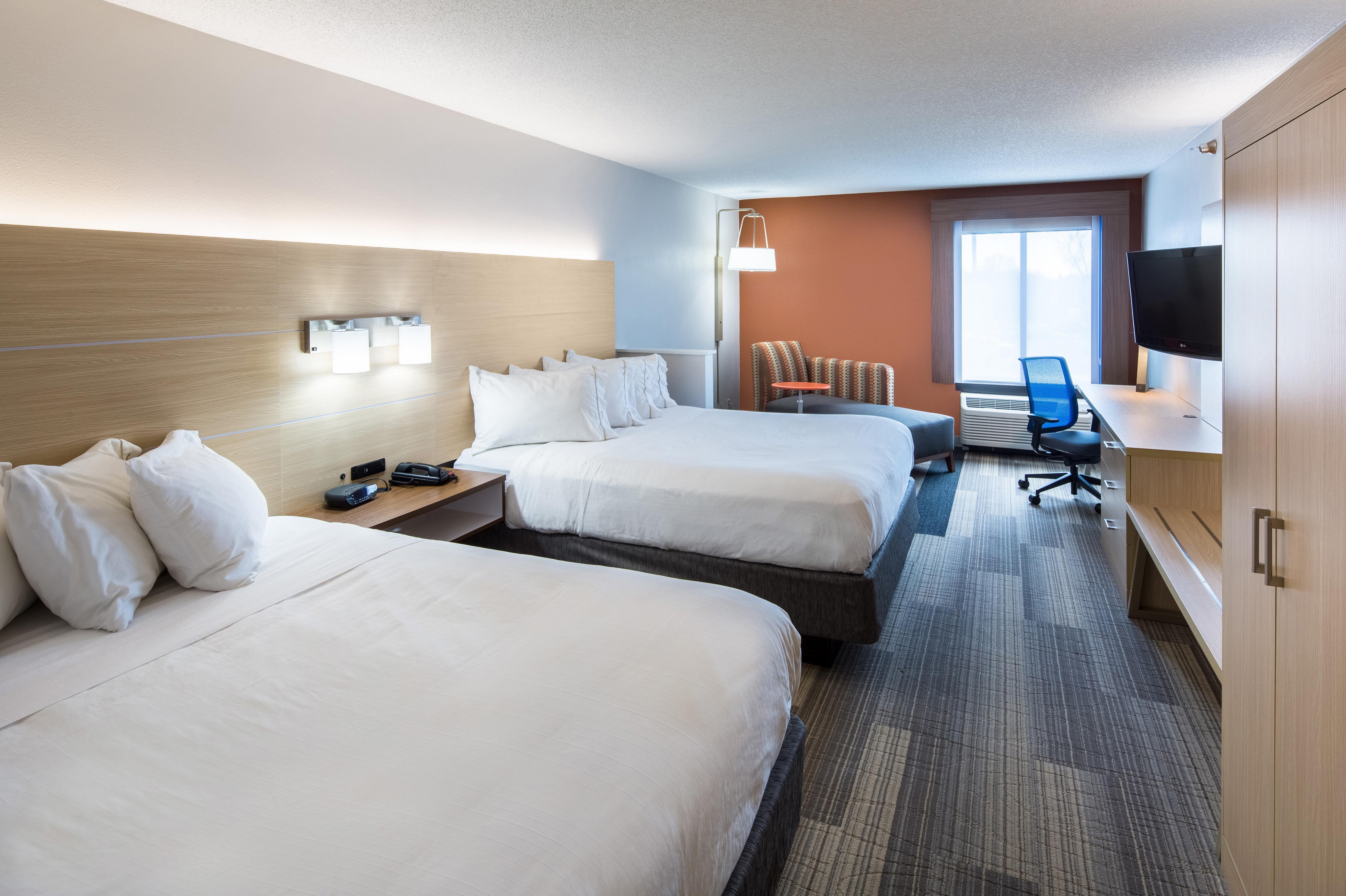 Holiday Inn Express Cedar Rapids - Collins Road By Ihg Exteriör bild