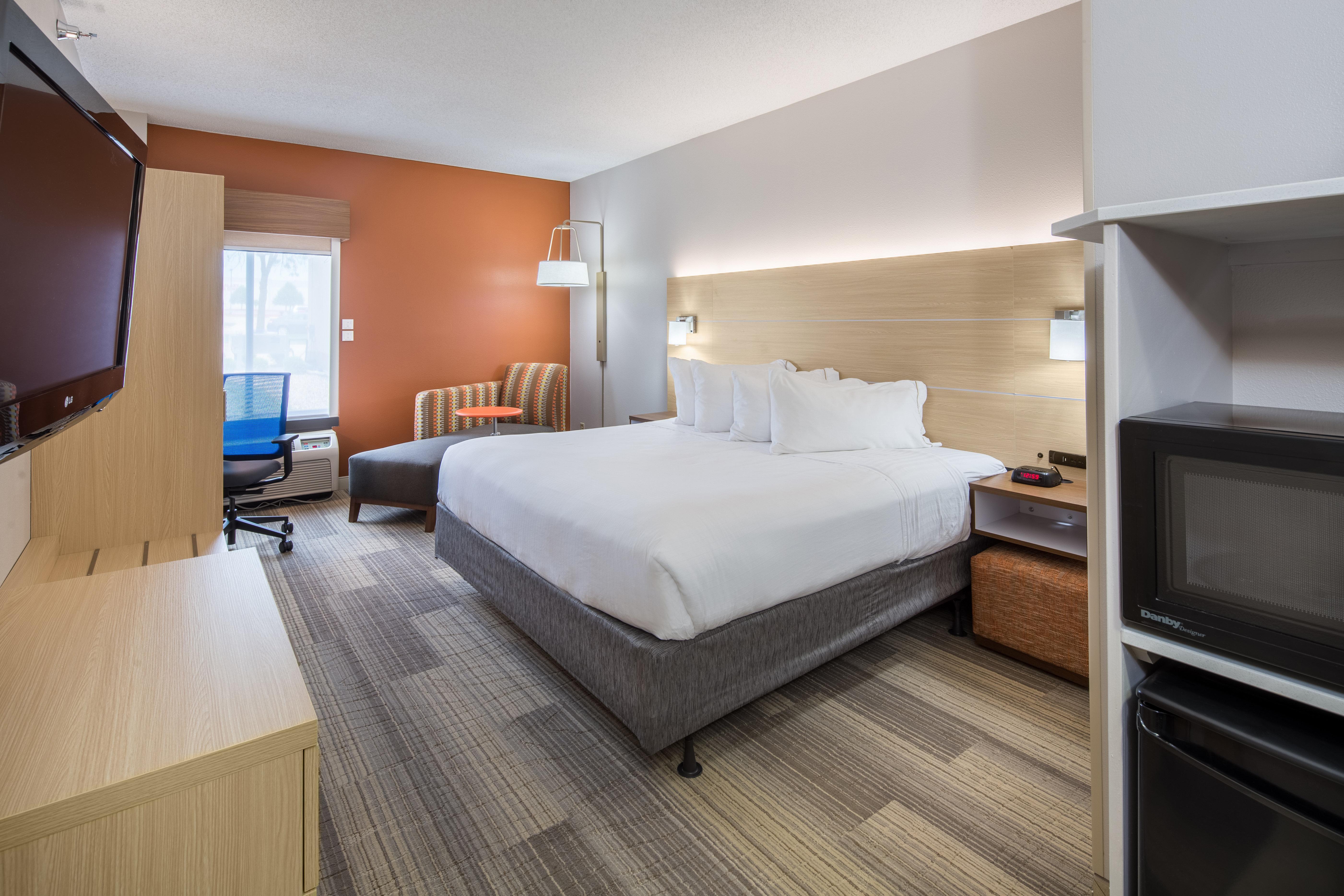 Holiday Inn Express Cedar Rapids - Collins Road By Ihg Exteriör bild