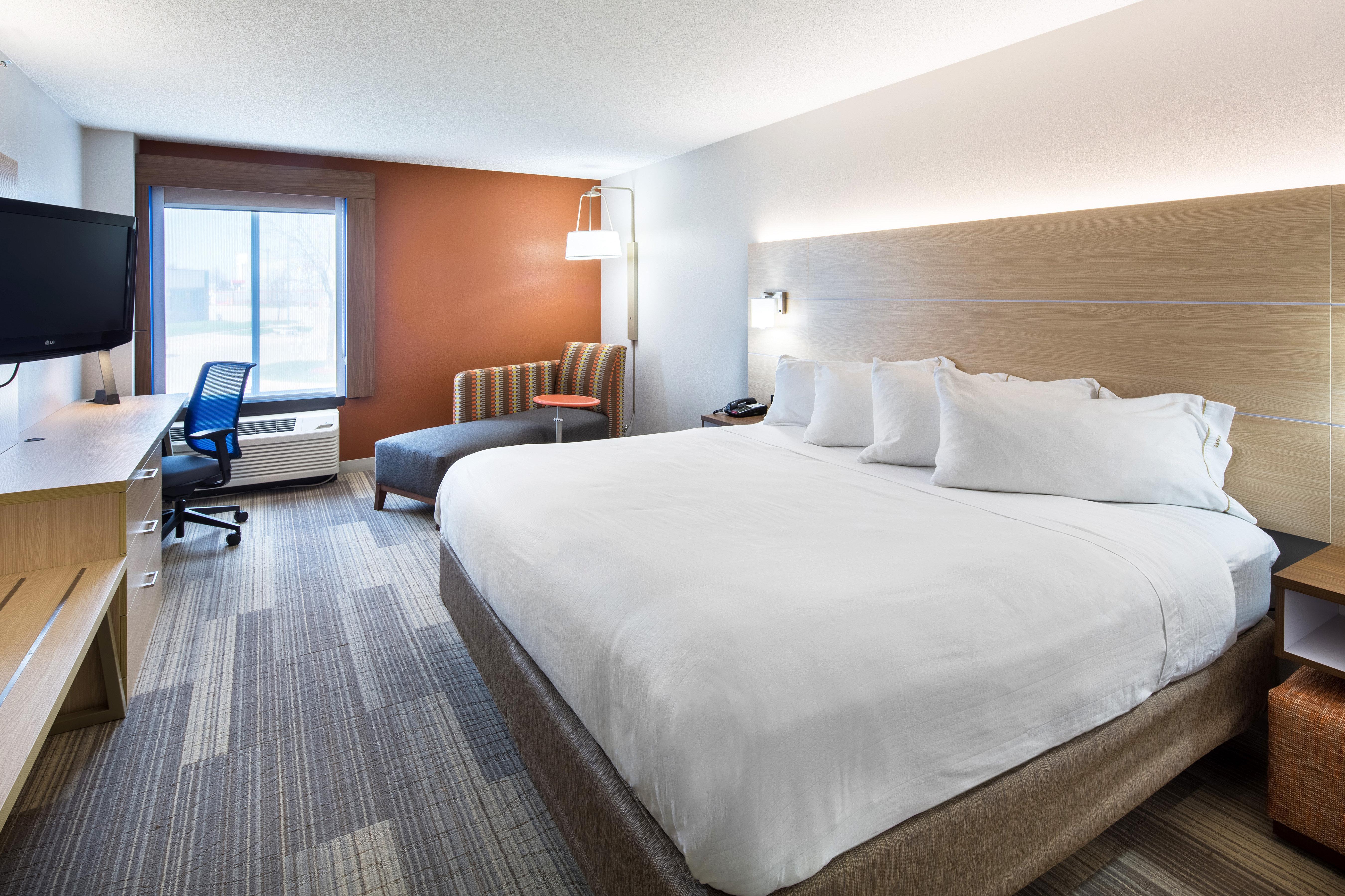 Holiday Inn Express Cedar Rapids - Collins Road By Ihg Exteriör bild